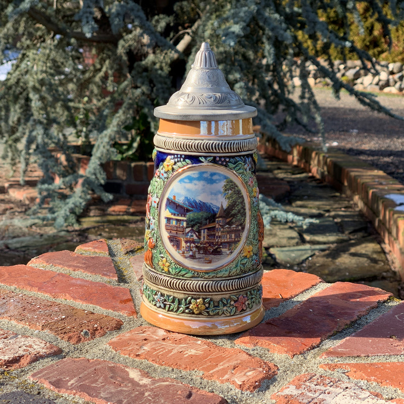 European Summer German Beer Stein .5L with Embossed Metal Lid