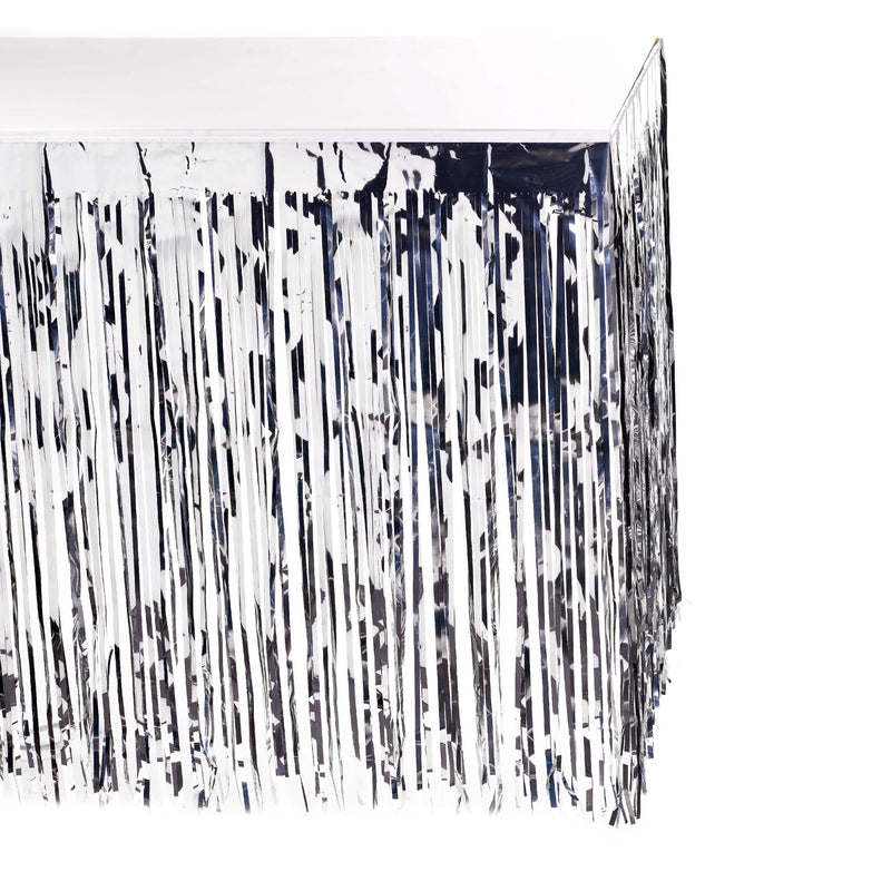 Silver Metallic Table Skirting Decorations - ScandinavianGiftOutlet