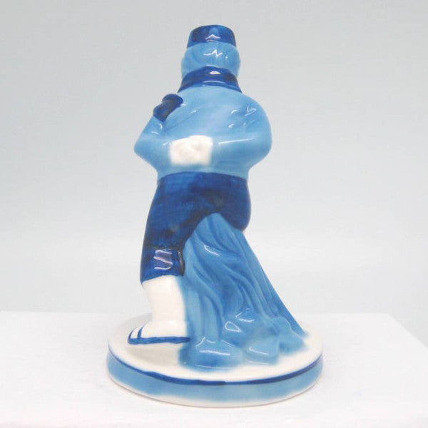 Blue and White Figurine: Dutch Boy Skater - ScandinavianGiftOutlet