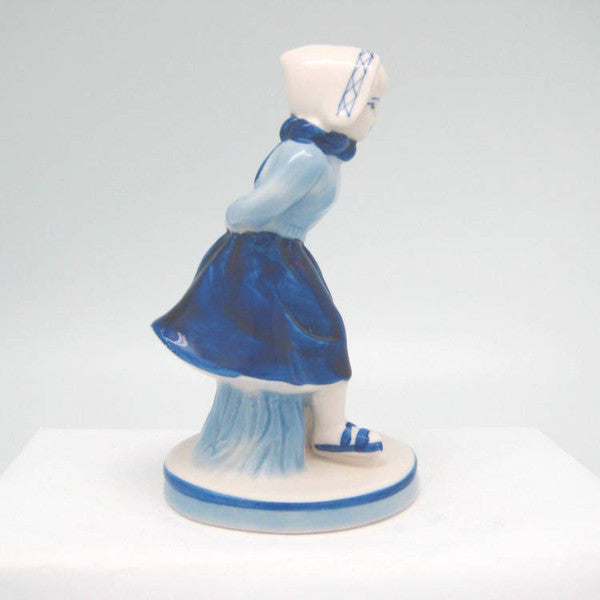 Blue and White Figurine: Dutch Girl Skater - ScandinavianGiftOutlet