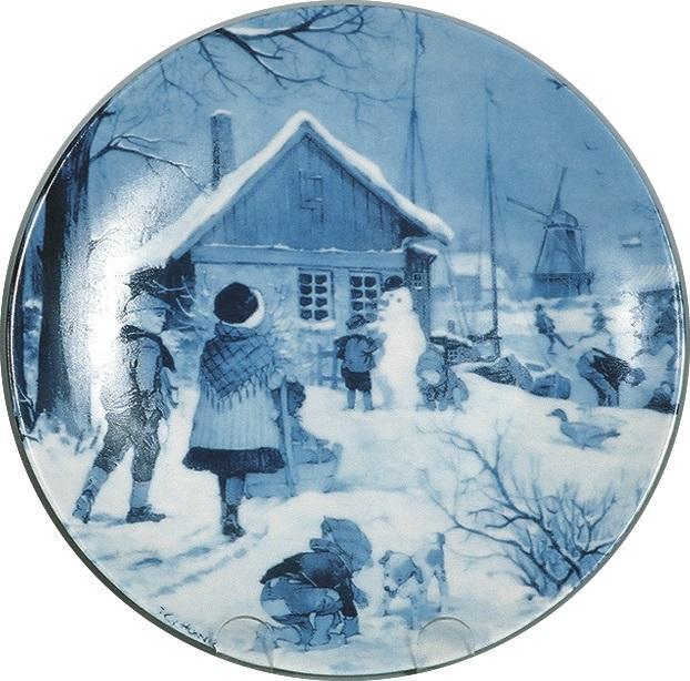 Souvenir Plate Skater with Windmill Blue - ScandinavianGiftOutlet