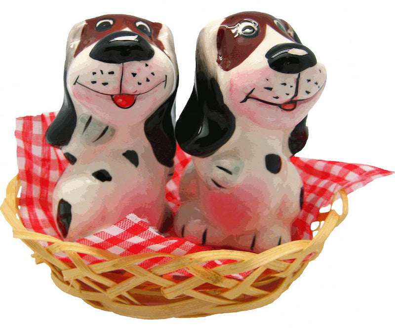 Animal Salt and Pepper Shakers Dogs Basket - ScandinavianGiftOutlet