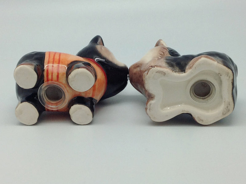 Ceramic Salt & Pepper Set Magnetic Dogs - ScandinavianGiftOutlet